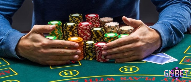 So sánh trải nghiệm người dùng của casino online và offline
