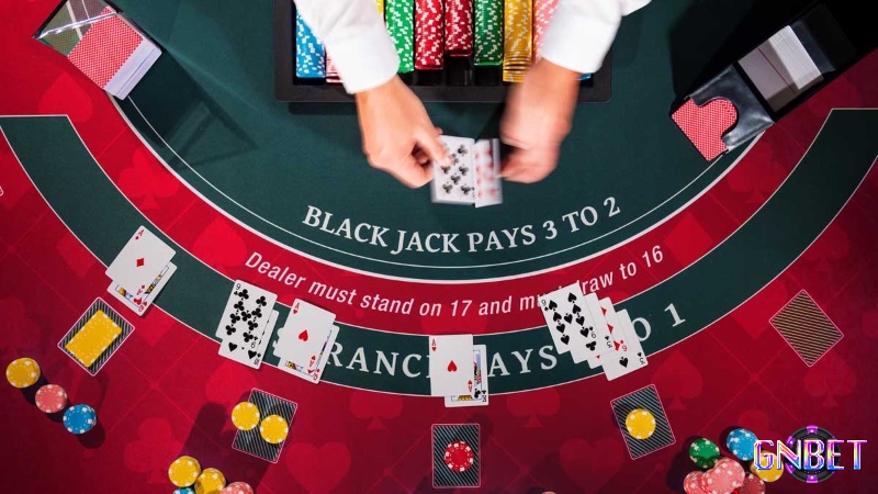 Những hành động có thể xảy ra trong các lượt đấu trong Blackjack trực tuyến
