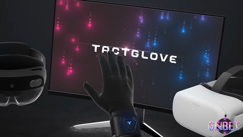 Từ thảm chống trượt đến găng tay phản hồi – phụ kiện VR nâng cấp cảm giác chơi game