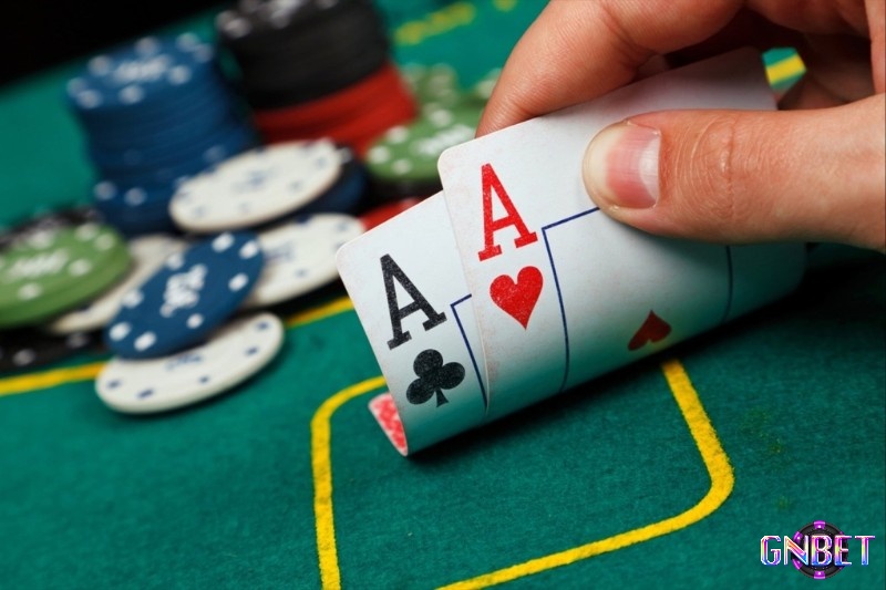 Phân tích bài tẩy và chiến thuật mở đầu vòng cược poker cực kỳ quan trọng