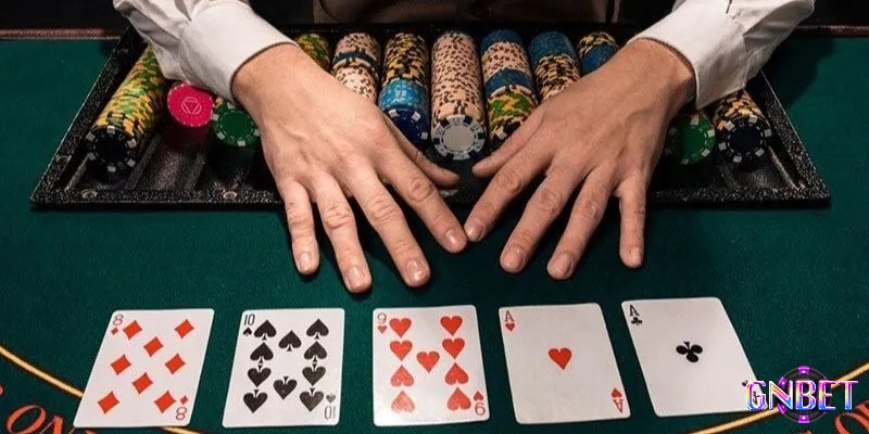 Phân biệt Hard Total và Soft Total là kỹ năng cơ bản trong cách tính điểm bài xì dách