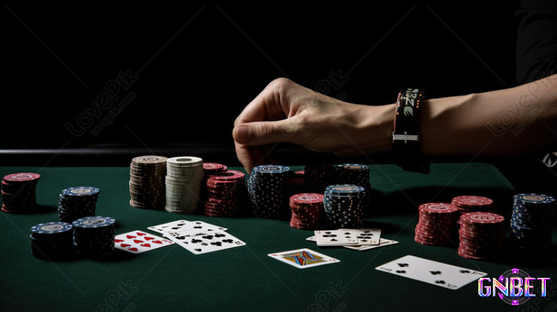 Biết cách phân tích thời gian suy nghĩ sẽ giúp bạn đọc bài đối thủ chuẩn hơn khi chơi poker đổi thưởng