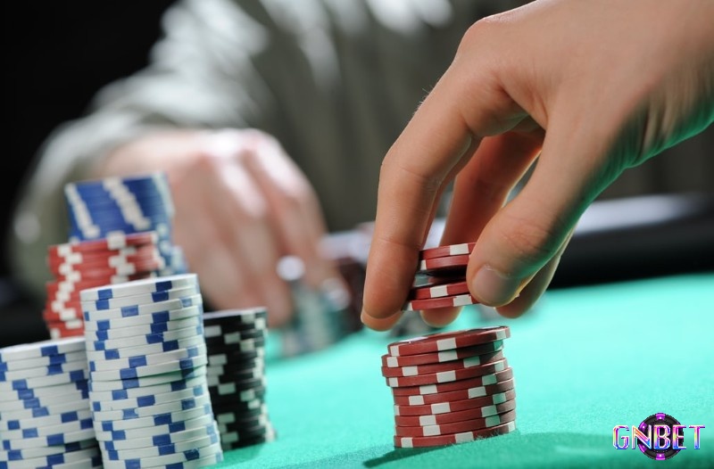 Một trong những mistake phổ biến nhất là không tính toán SPR poker correctly trước khi đưa ra quyết định