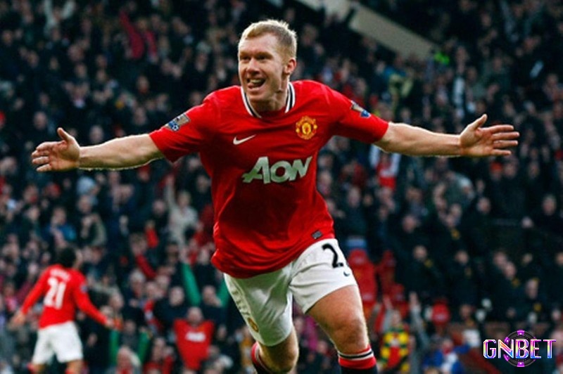 Paul Scholes là một tiền vệ hào hoa với những đường chuyền đầy hoa mỹ