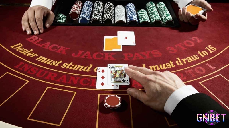 Người chơi blackjack tính True Count bằng cách chia Running Count cho số bộ bài còn lại để biết lúc nào nên tăng hay giảm cược