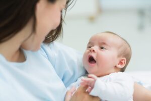 Giải mã giấc mơ thấy sinh em bé và các con số liên quan