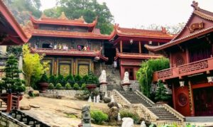 Mơ thấy chùa chiền số mấy giúp đề thủ phát tài phát lộc?