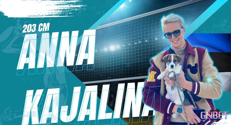Anna Kajalina tận dụng chiều cao 203 cm ở vị trí đối chuyền